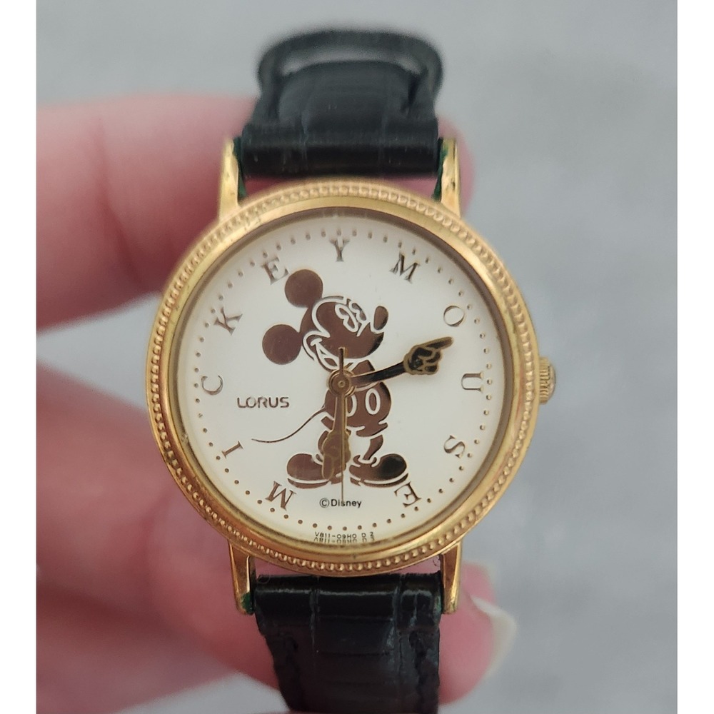 Vintage Lorus Mickey Mouse Watch Gold Tone V811-1920‎ Black Leather Strap Disney
